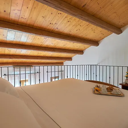 Casanova - Panoramic Rooms And Suites-3